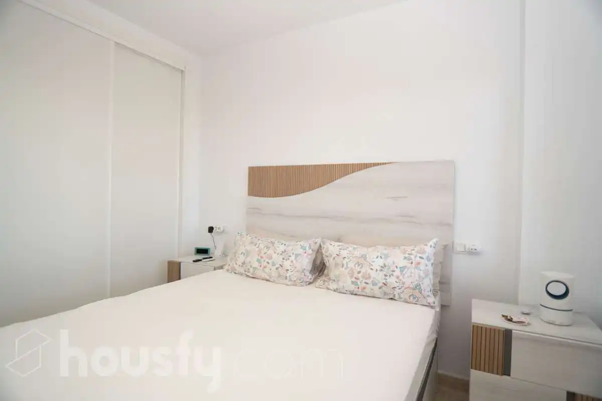 Flat with terrace for sale in Avenida de  Robleda ., imagen 17