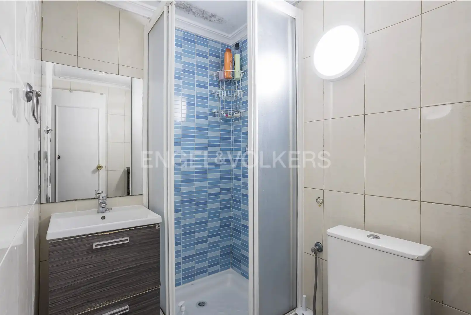 Bathroom of Flat for rent in Madrid  with Heating, Parquet flooring and Pets allowed
