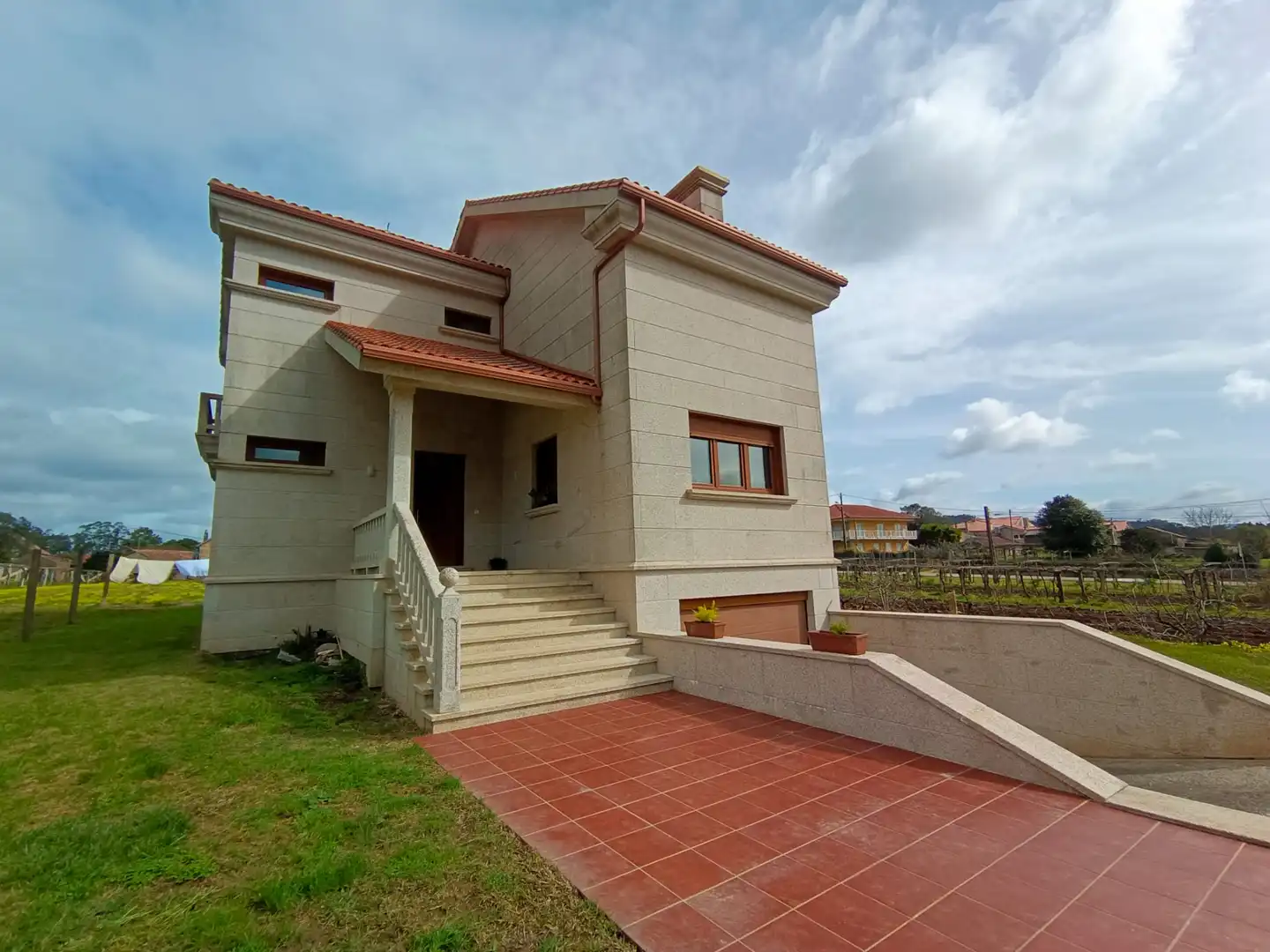 Xalet amb terrassa en venda a Adina- Portonovo