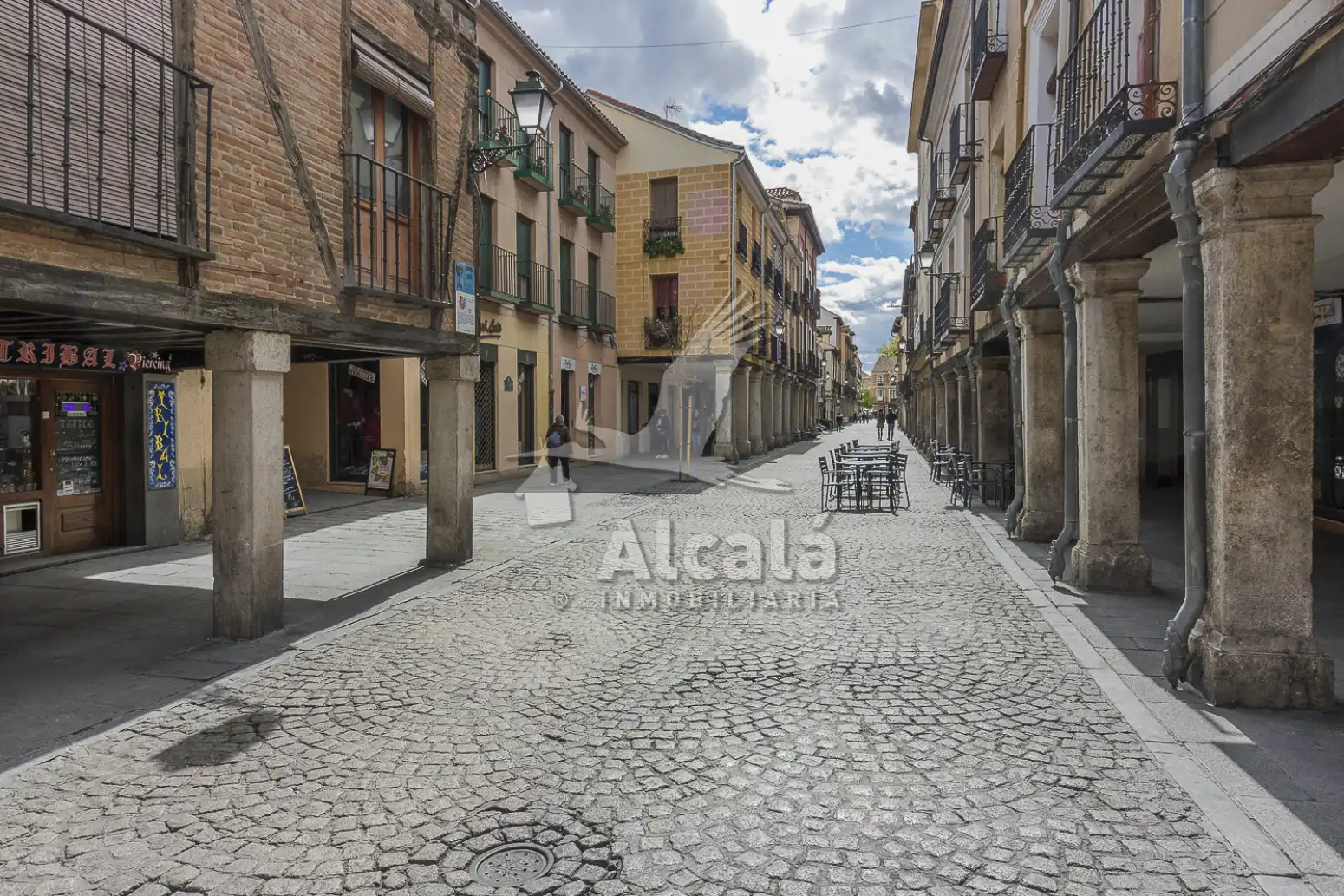 Exterior view of Houses for sale in Alcalá de Henares  with Air Conditioner, Heating and Private garden