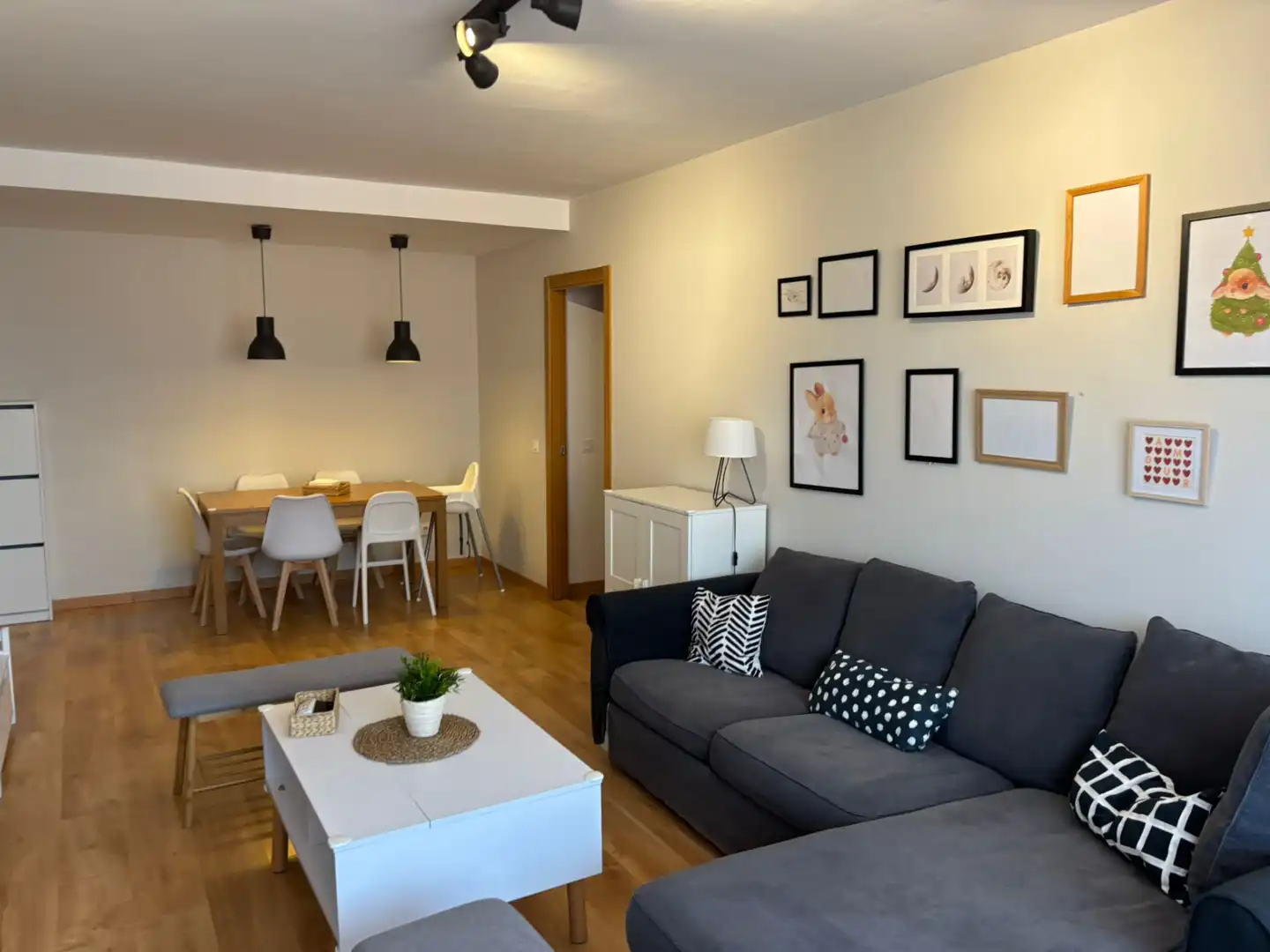 Sala d'estar de Pis en venda en Pinto amb Aire condicionat, Calefacció i Jardí privat