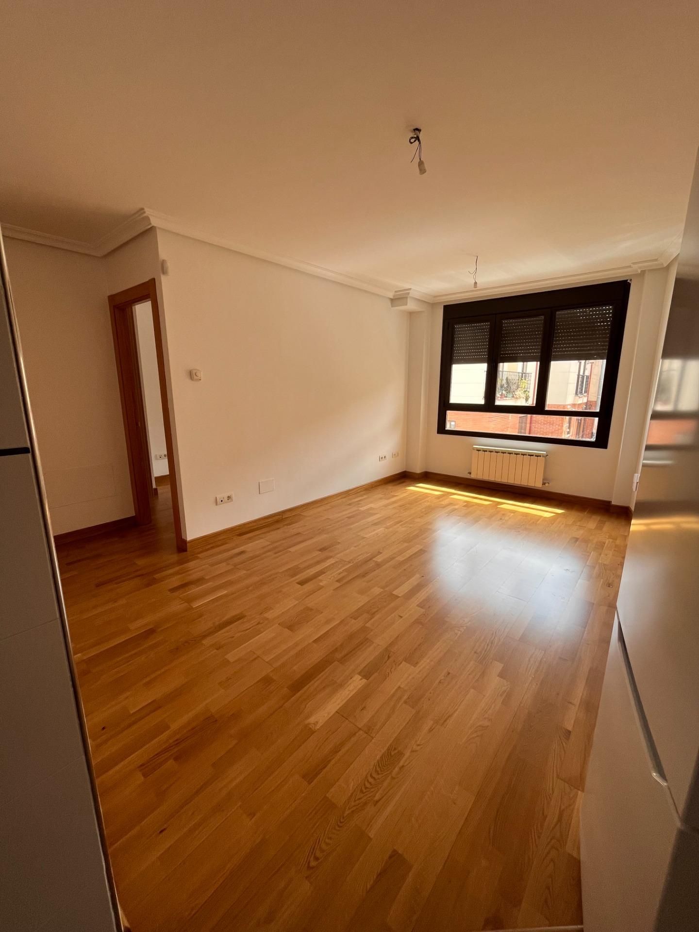 Dormitori de Apartament en venda en Arroyo de la Encomienda amb Calefacció