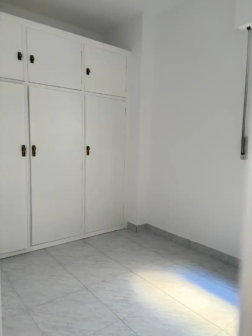 Wohnung zur Miete in Calle Sor Valentina Mirón, Los Pinos - El Pilar