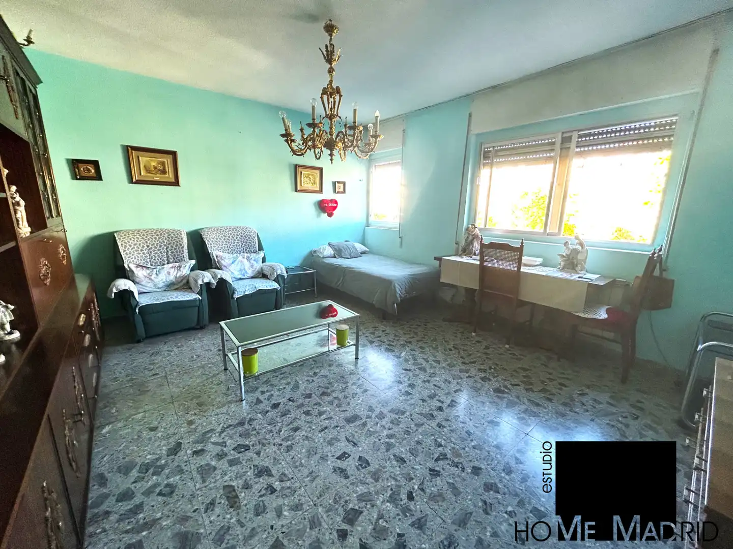 Living room of Flat for sale in  Madrid Capital  with Heating