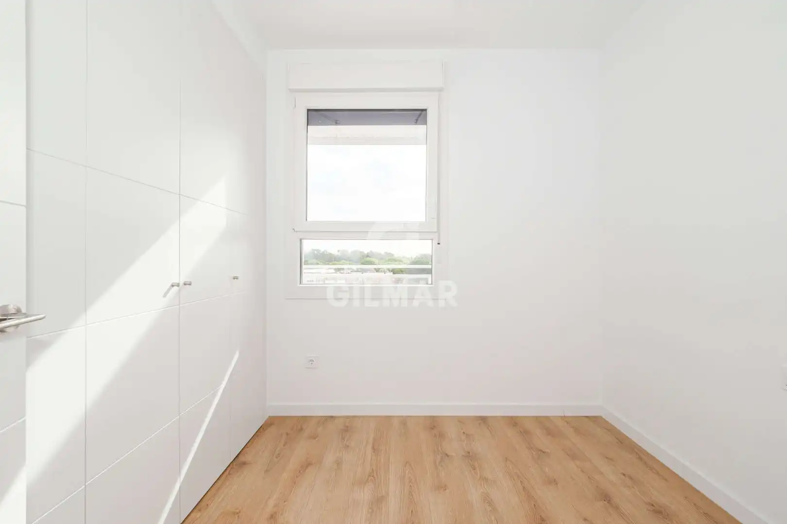 Habitación de Ático en venta en Sevilla con Calefacción, Jardín privado y Piscina