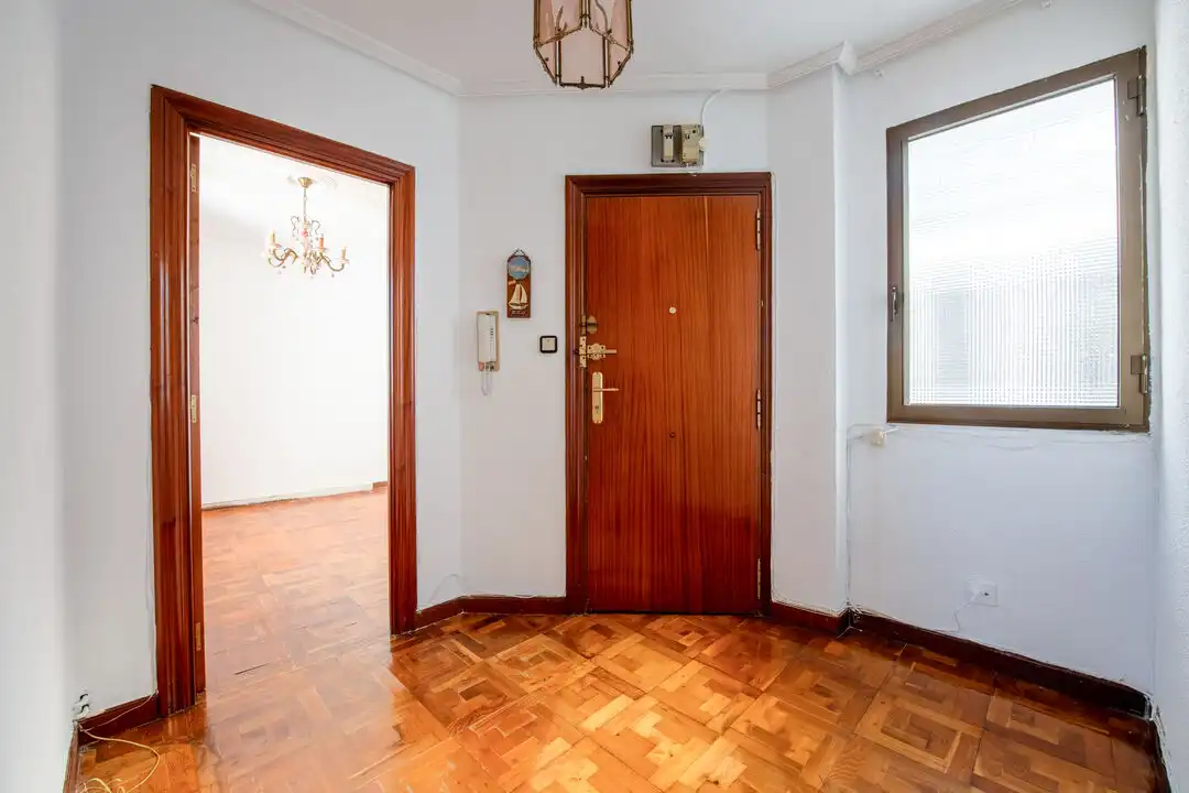 Piso en venta en Calle Floranes, Numancia - San Fernando