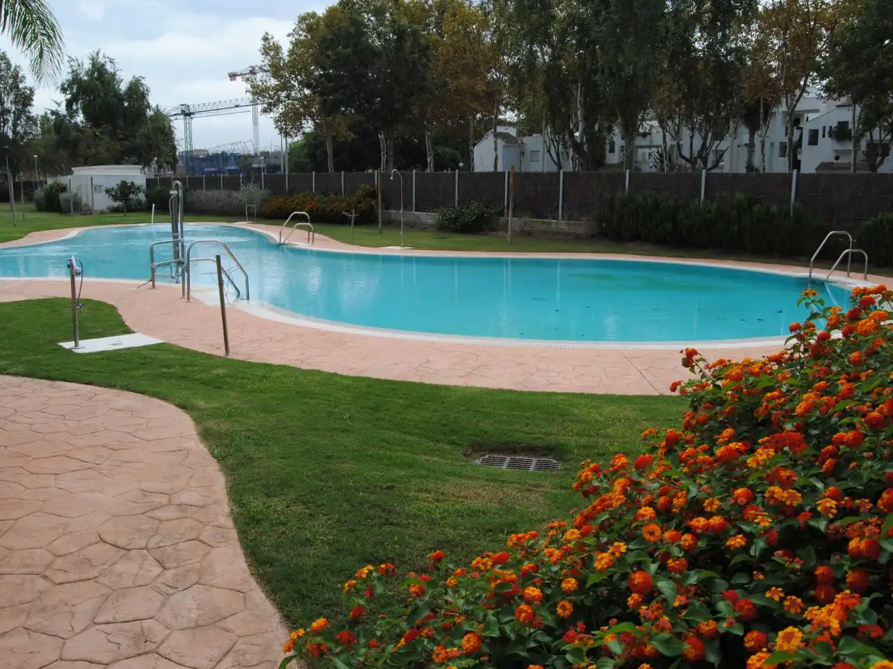 Piscina de Pis en venda en Chipiona amb Terrassa