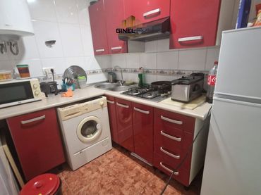 Adosado con balcón en venta en San Bartolomé - Millán de Priego