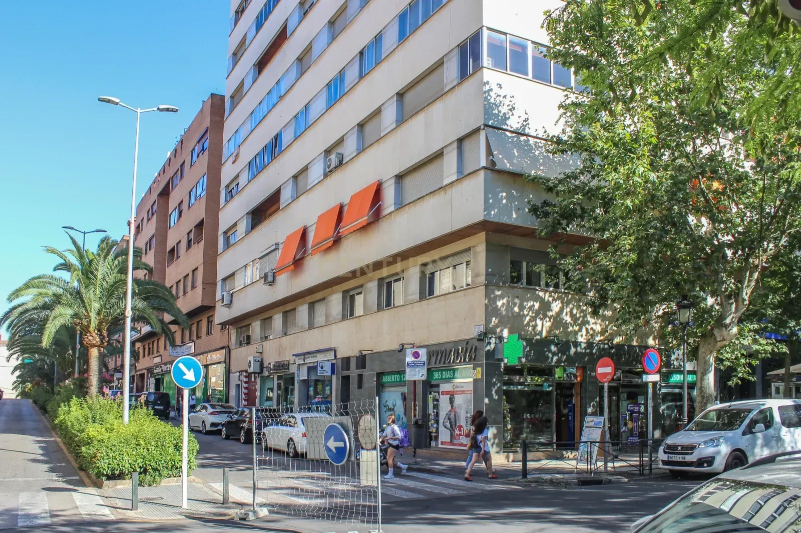 Vista exterior de Oficina en venta en Cáceres Capital con Aire acondicionado y Trastero