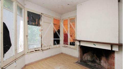 Foto 5 de Edifici en venda a El Camp de l'Arpa del Clot, Barcelona