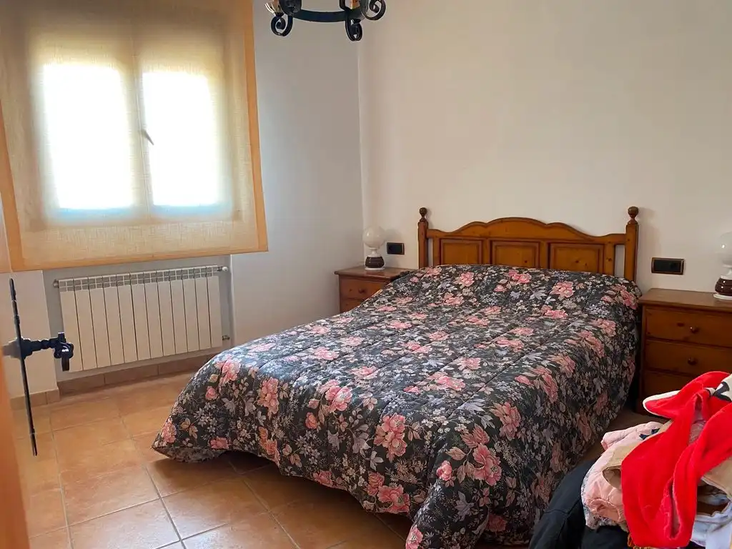 Dormitori de Casa o xalet en venda en Valjunquera amb Aire condicionat, Jardí privat i Terrassa