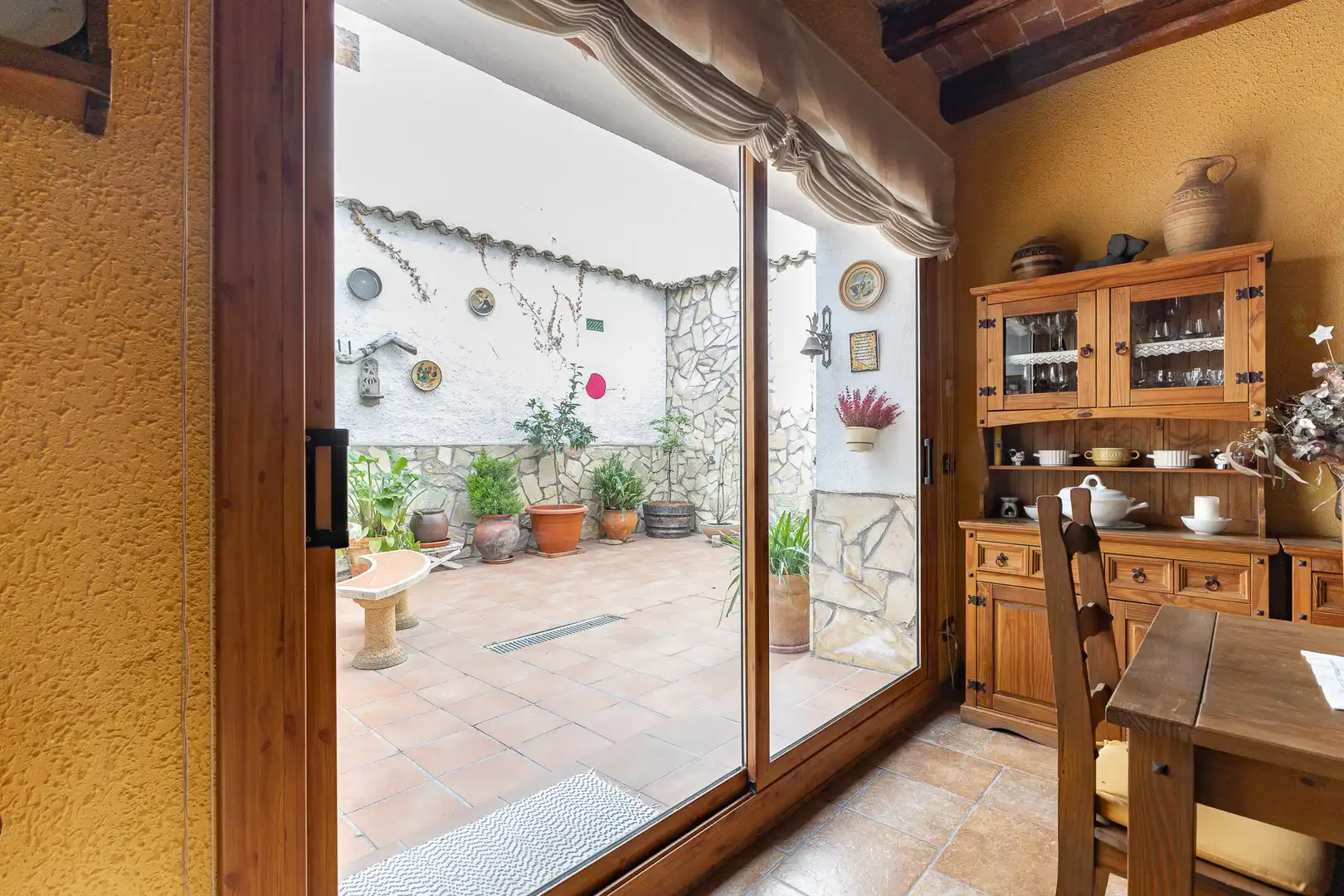 Casa adosada en venta en Torrelavit con Calefacción y Terraza