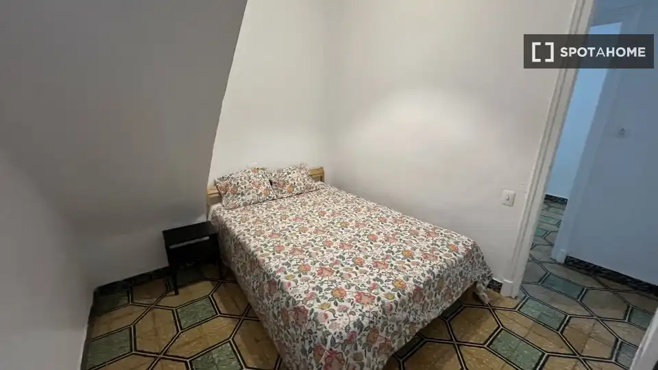 Schlafzimmer von Wohnung zur Miete in Serra mit Klimaanlage, Heizung und Möbliert