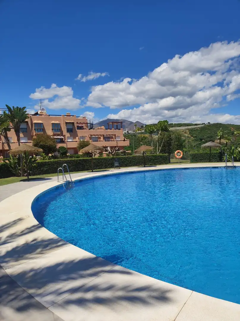 Apartamento de alquiler en Casares Golf - Casares del Sol