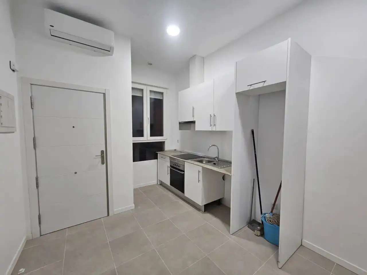 Cuina de Estudi en venda en Barcelona amb Aire condicionat, Calefacció i Parquet