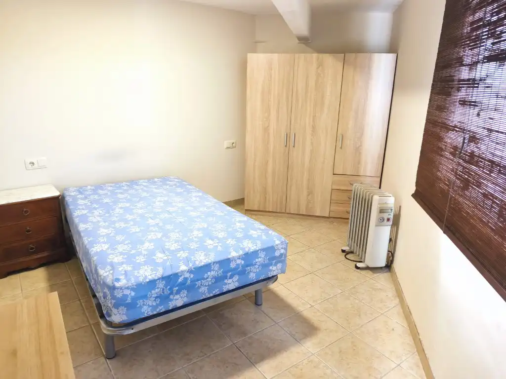 Bedroom of Flat for rent in Córdoba