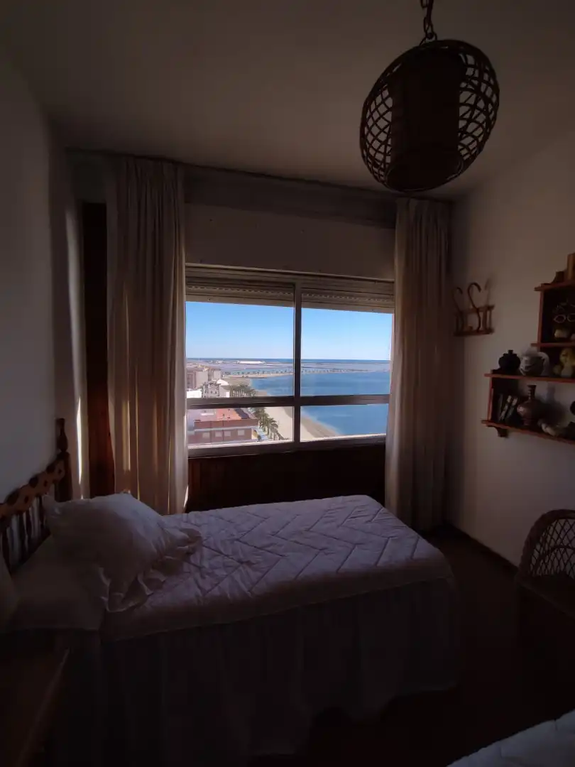 Habitación de Ático en venta en San Pedro del Pinatar con Terraza, Trastero y Amueblado