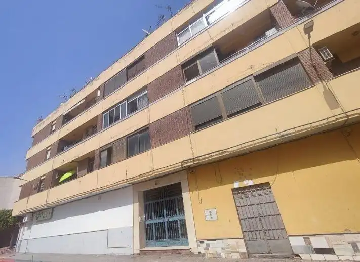 Piso en venta en Calle Manuel Fernandez Arrio 23, imagen 3
