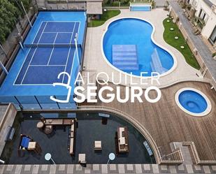 Swimming pool of Flat to rent in  Valencia Capital  with Air Conditioner, Heating and Swimming Pool