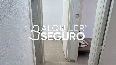 Foto 4 de Piso de alquiler en Zaldívar, Simancas, Madrid Capital
