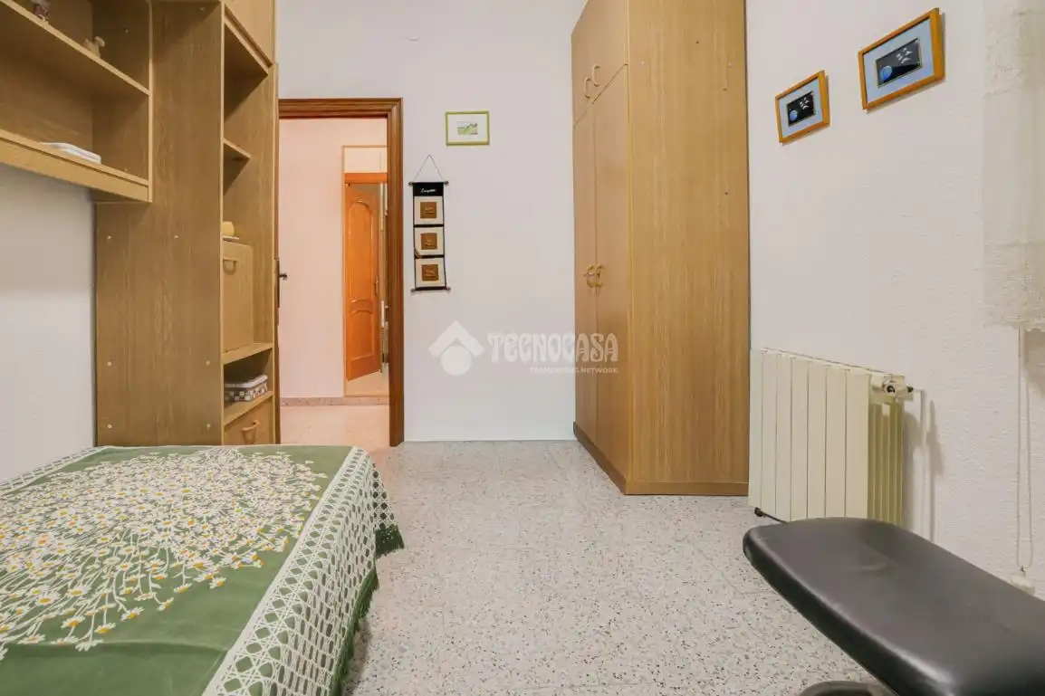 Schlafzimmer von Einfamilien-Reihenhaus zum Verkauf in Terrassa mit Terrasse