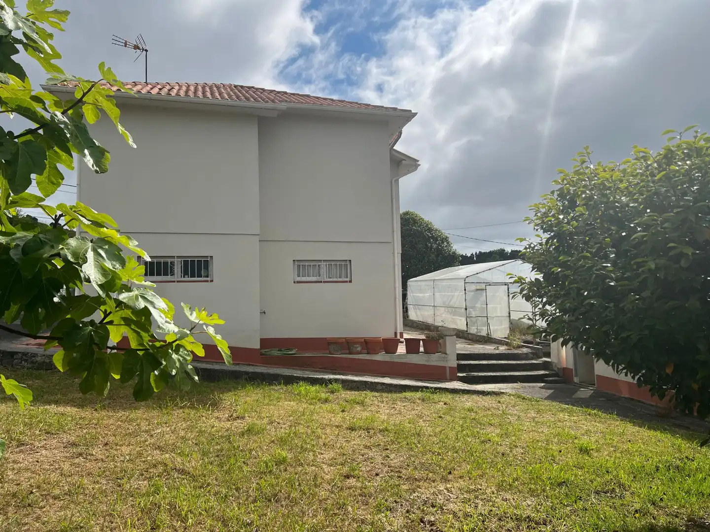 Vista exterior de Casa o xalet en venda en Ferrol amb Calefacció