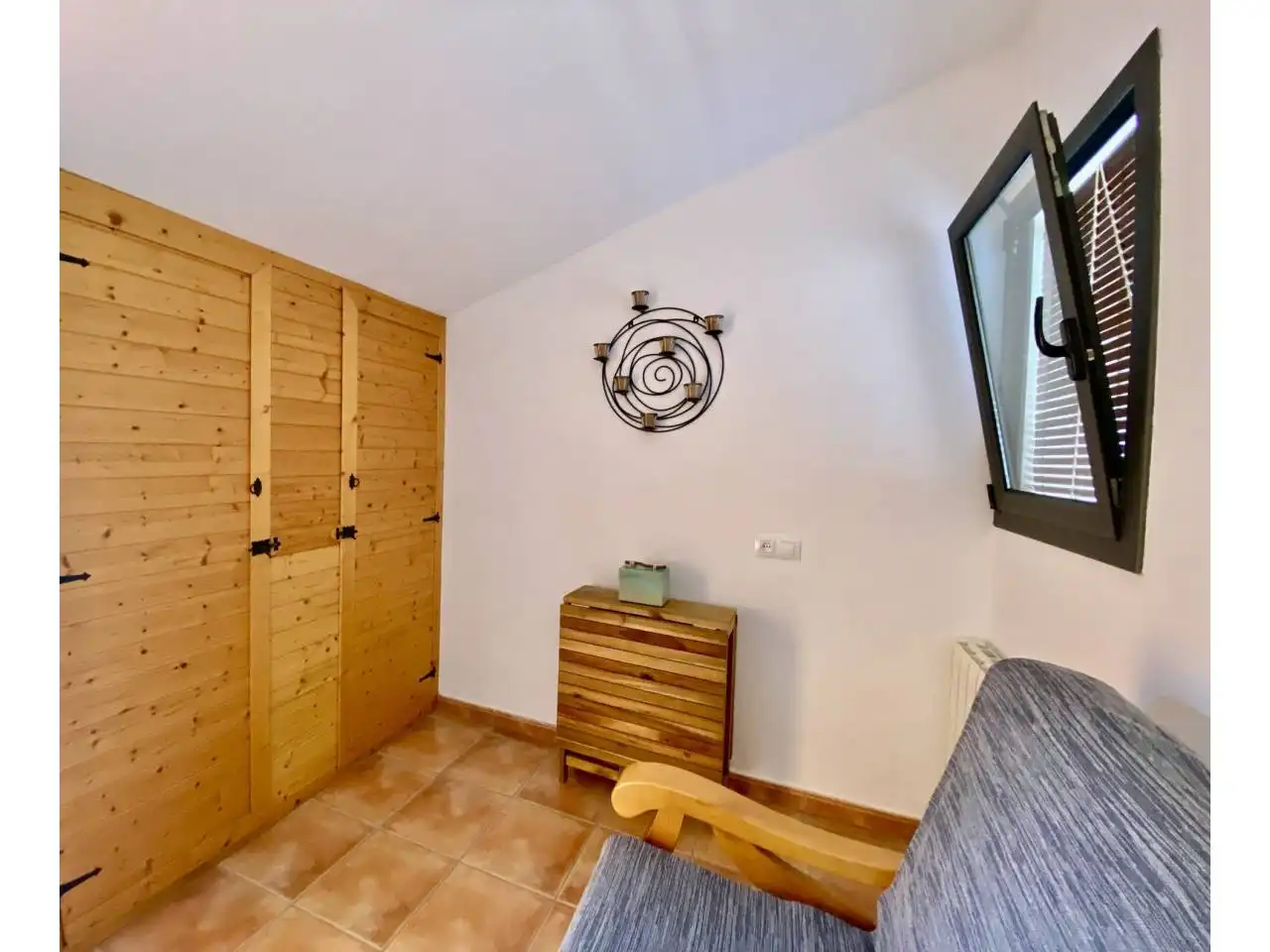 Dormitori de Dúplex en venda en Castellfollit de la Roca amb Calefacció, Terrassa i Moblat