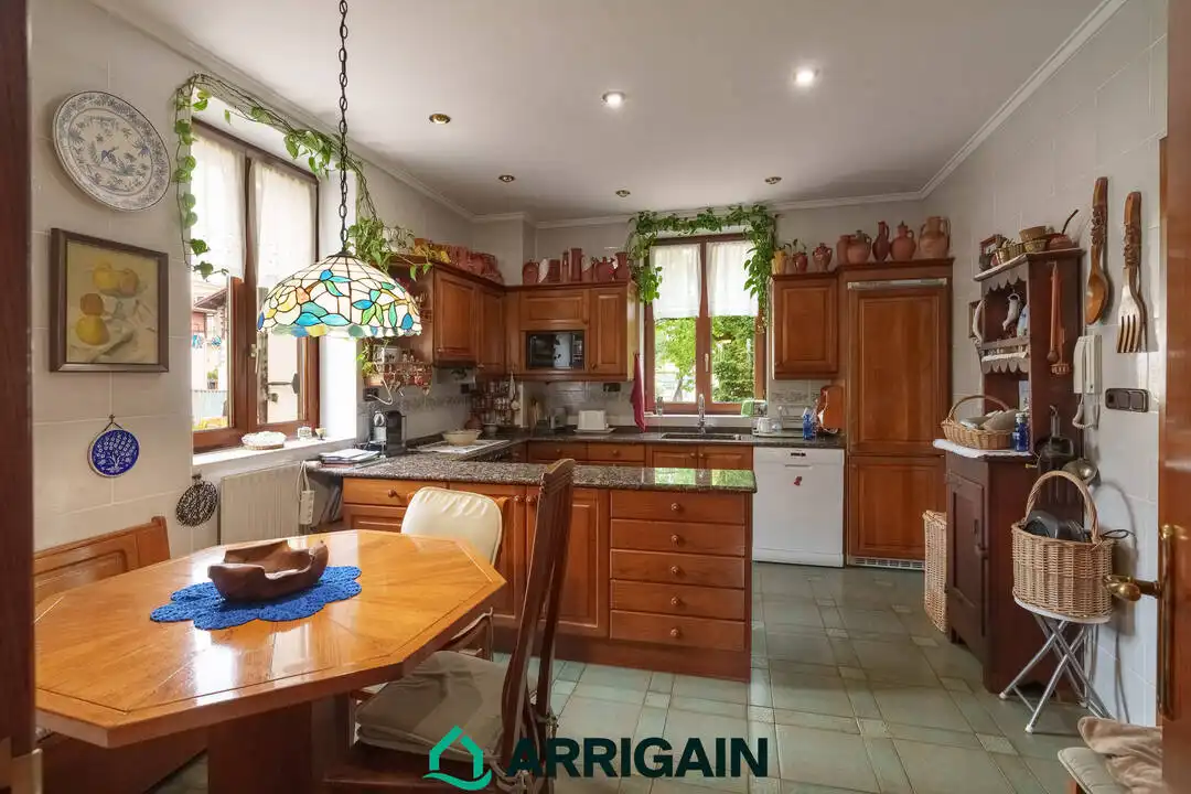 Cocina de Casa o chalet en venta en Irun  con Calefacción, Jardín privado y Terraza