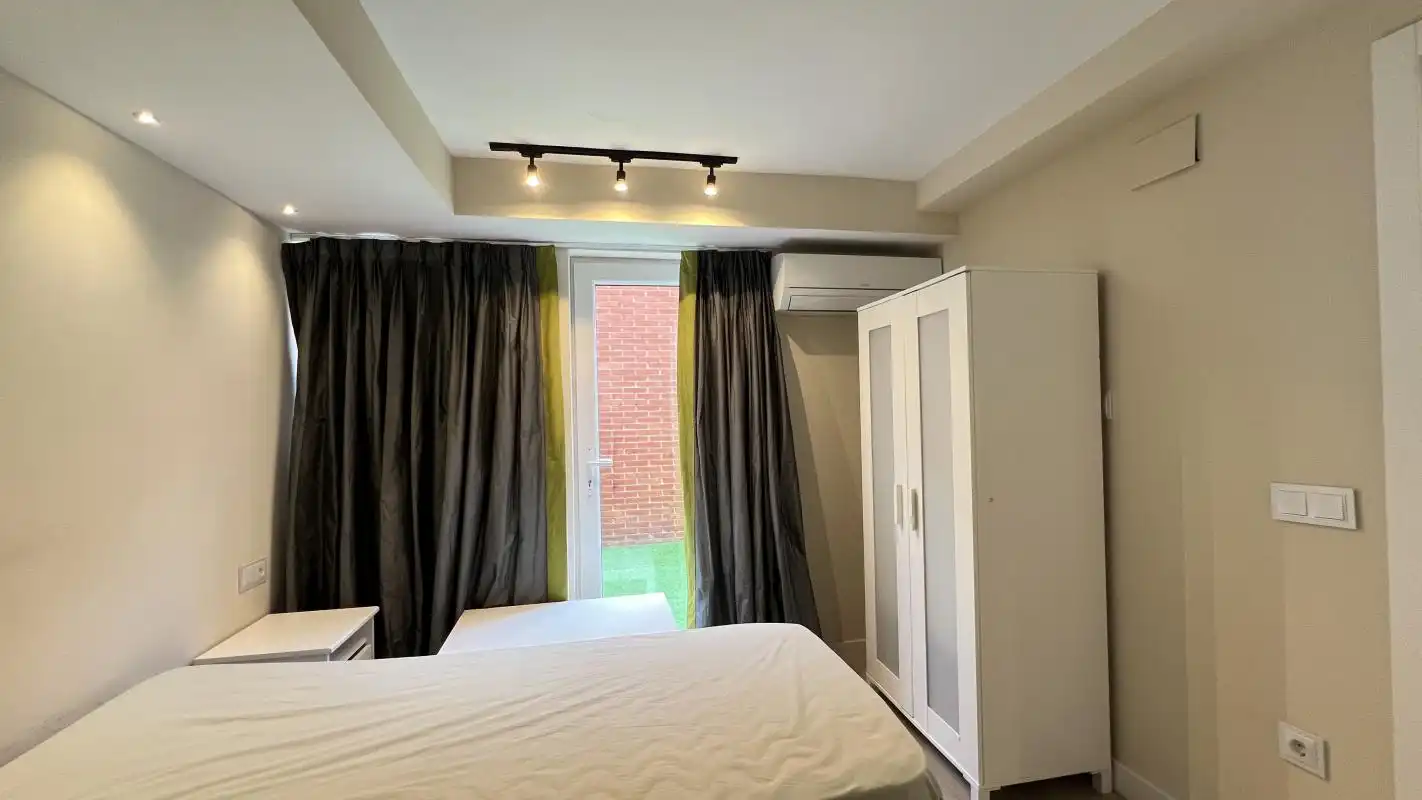 Habitación de Piso de alquiler en Madrid con Aire acondicionado, Calefacción y Terraza