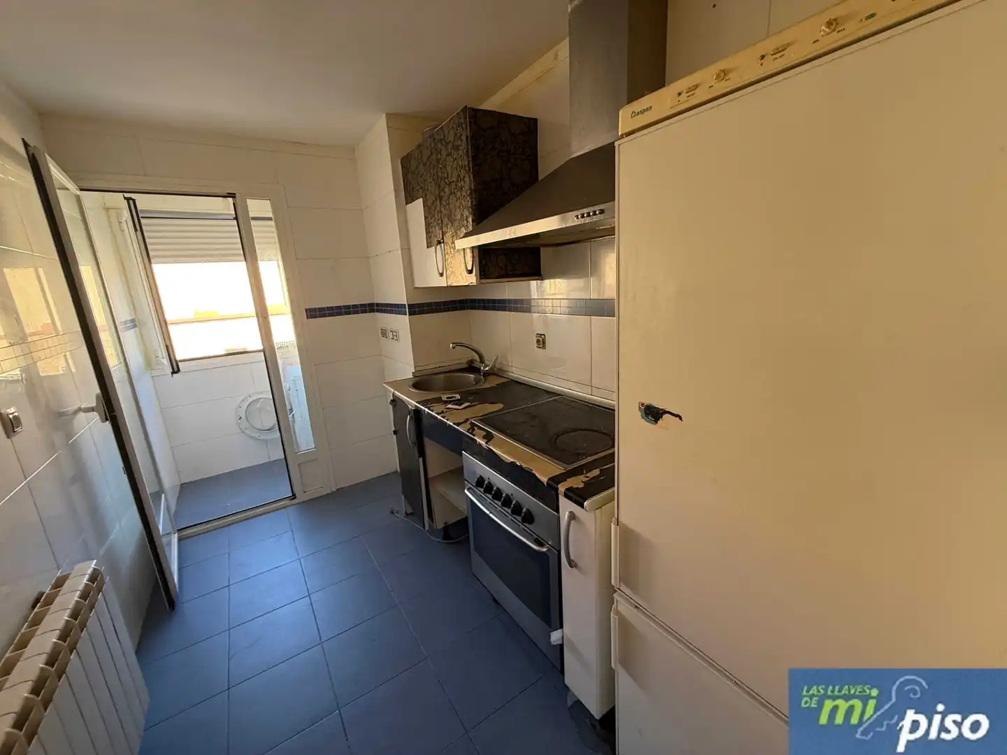 Kitchen of Flat for sale in Cabezón de Pisuerga, Valladolid