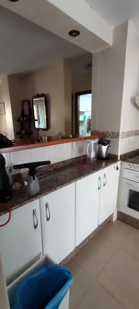 Cuina de Apartament de lloguer en Cartagena amb Aire condicionat, Calefacció i Terrassa