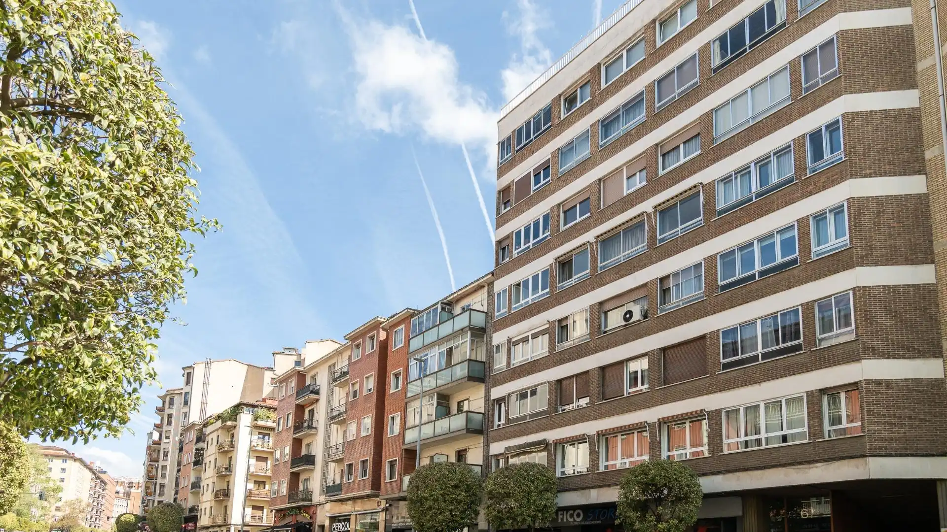 Vista exterior de Pis en venda en  Pamplona / Iruña amb Parquet