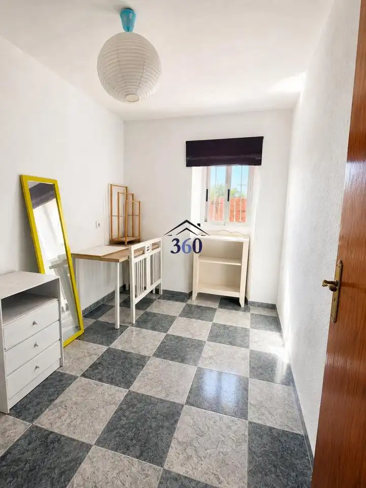 Dormitori de Casa o xalet en venda en Cáceres