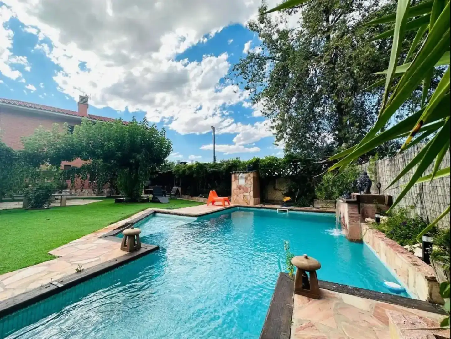 Piscina de Casa o chalet para compartir en Cadrete con Jardín privado, Parquet y Trastero