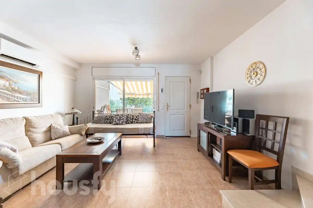 Haus mit Pool zum Verkauf in Calle Poeta Rafael Alberti ., imagen 2