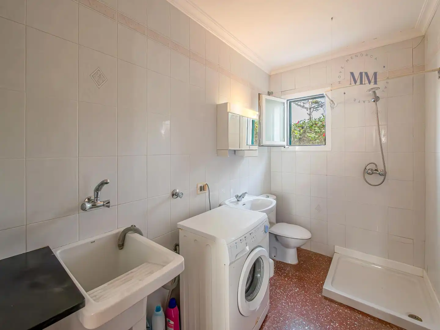 Baño de Casa o chalet en venta en Sant Lluís con Jardín privado, Terraza y Balcón