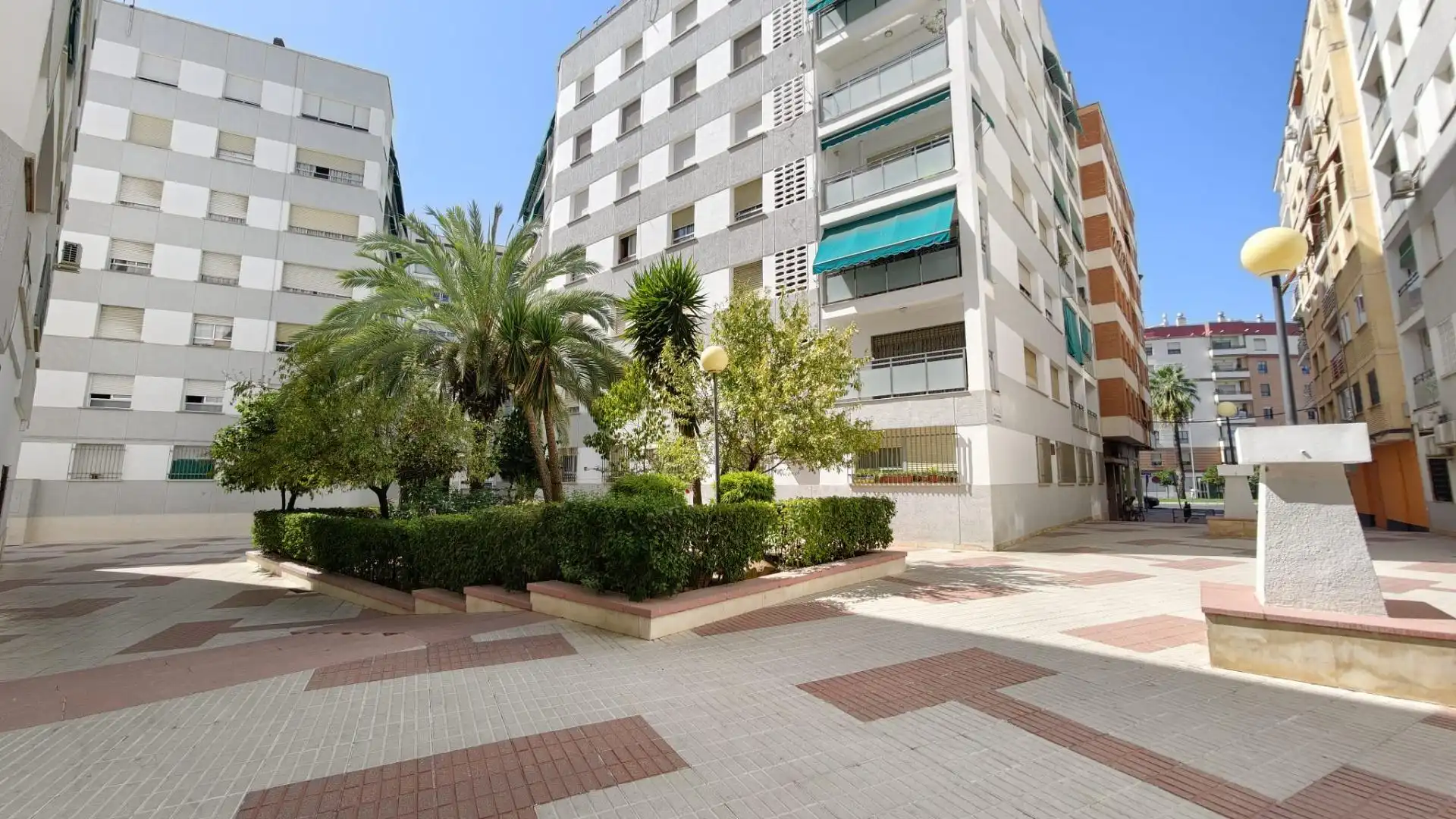 Flat with lift for sale in Poniente-Sur