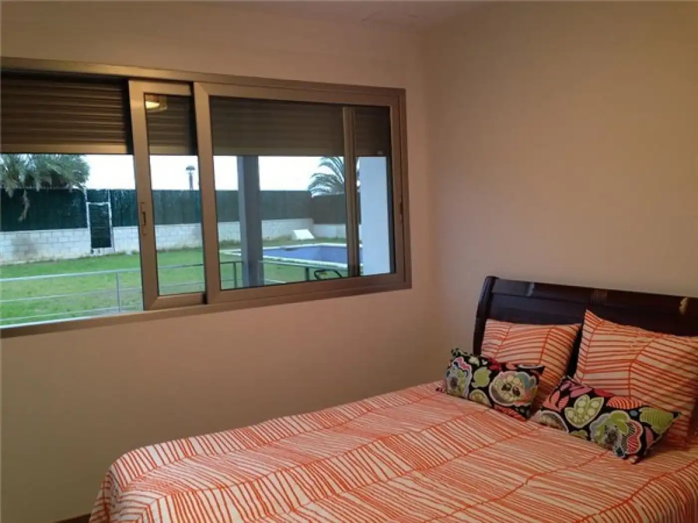 Dormitori de Casa o xalet en venda en Elche / Elx amb Aire condicionat, Calefacció i Jardí privat