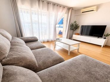 Apartament amb piscina en venda a Calle DEL PORT MARINA 2