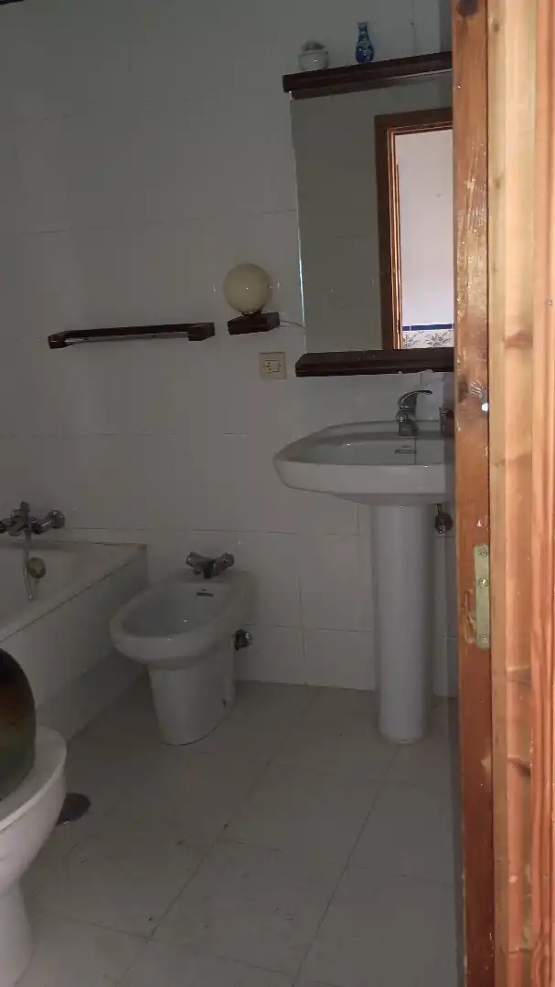 Baño de Casa adosada en venta en Villanueva del Ariscal con Jardín privado y Terraza