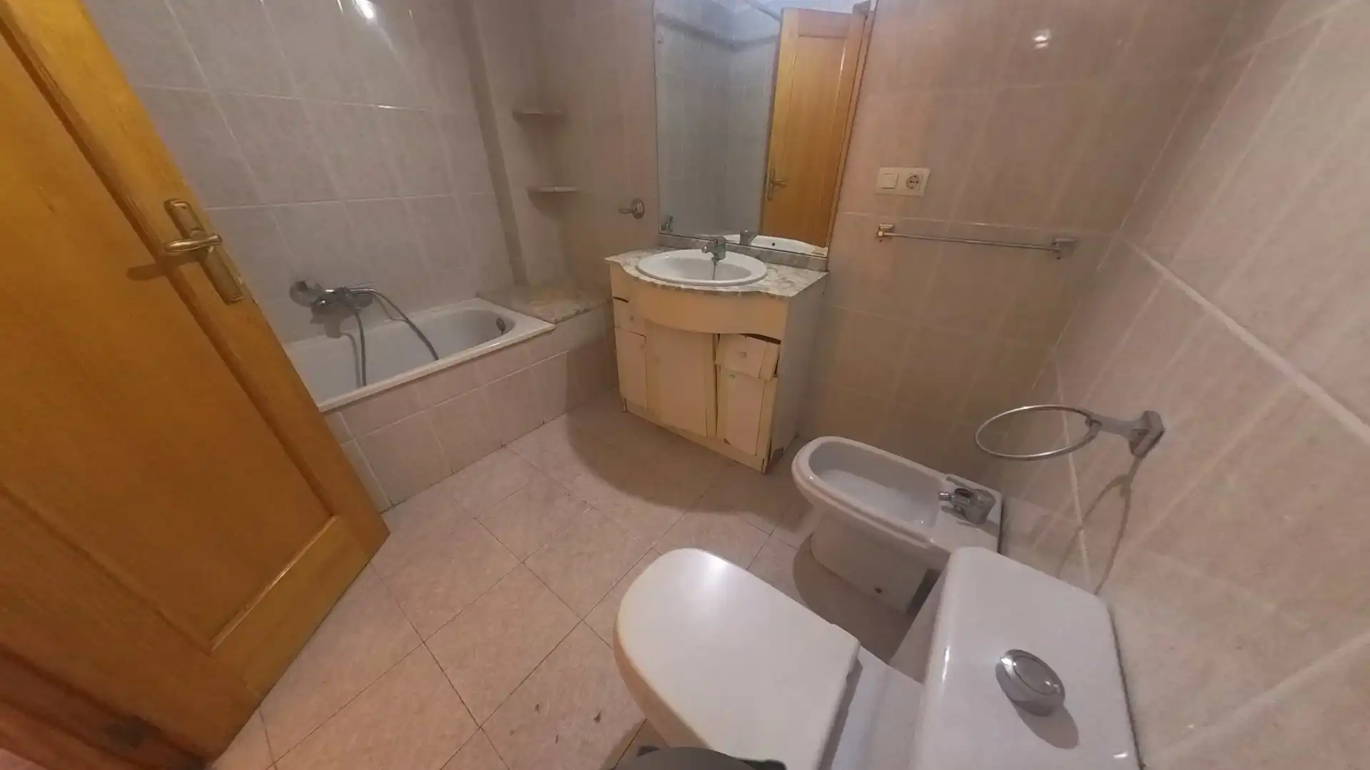 Badezimmer von Wohnung zum Verkauf in Benigànim mit Balkon