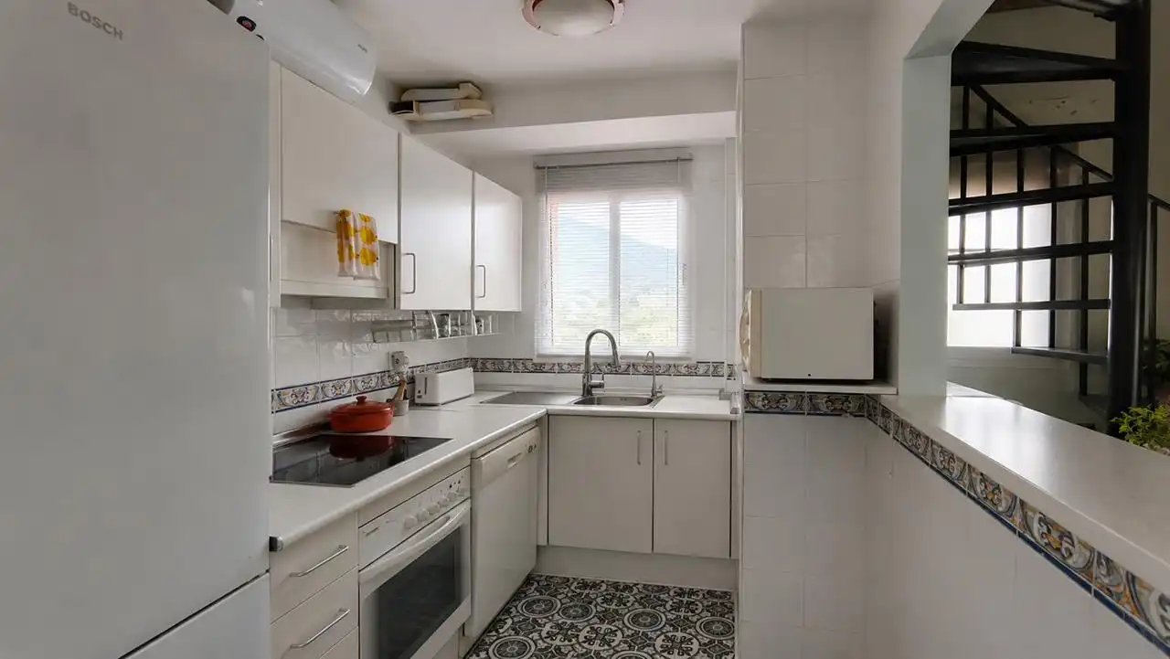 Küche von Wohnung zur Miete in Benalmádena mit Schwimmbad und Möbliert