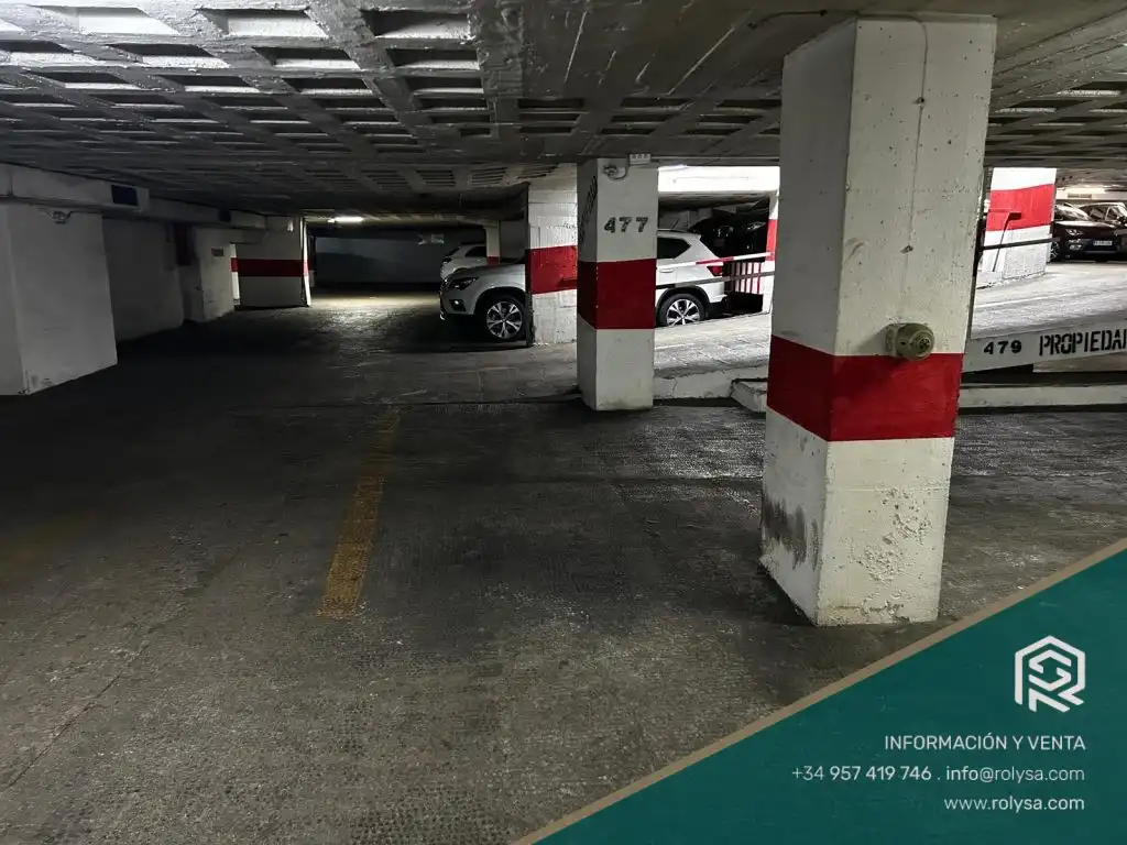 Individual con ascensor en venta en Calle Conde de Robledo 6, imagen 3