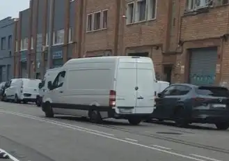 Außenansicht von Fabrikhallen zum Verkauf in L'Hospitalet de Llobregat