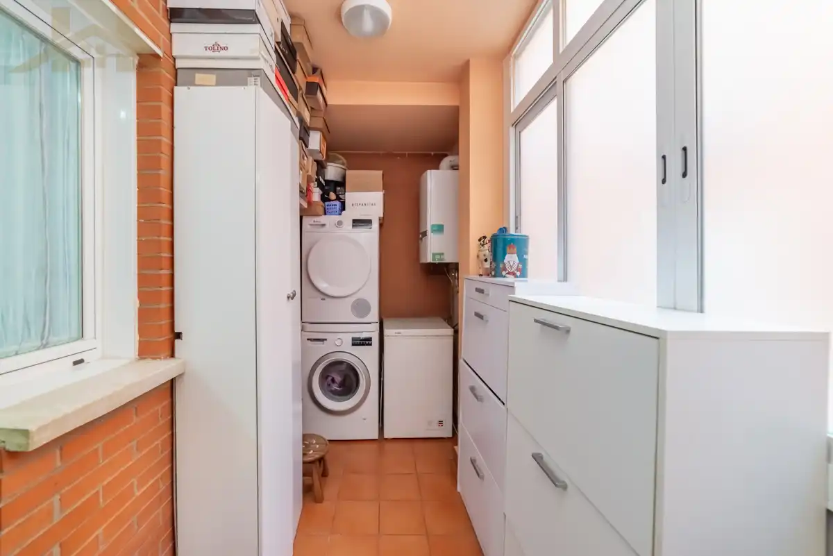 Kitchen of Flat for sale in Valdemoro  with Air Conditioner, Storage room and Community pool
