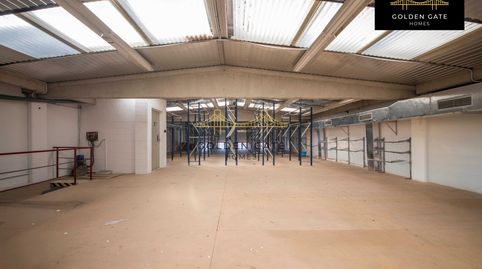 Foto 5 von Fabrikhallen zum Verkauf in Montigalà, Badalona