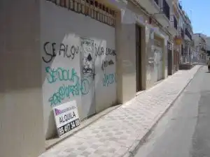 Business premises to rent in clara Campoamor, imagen 2