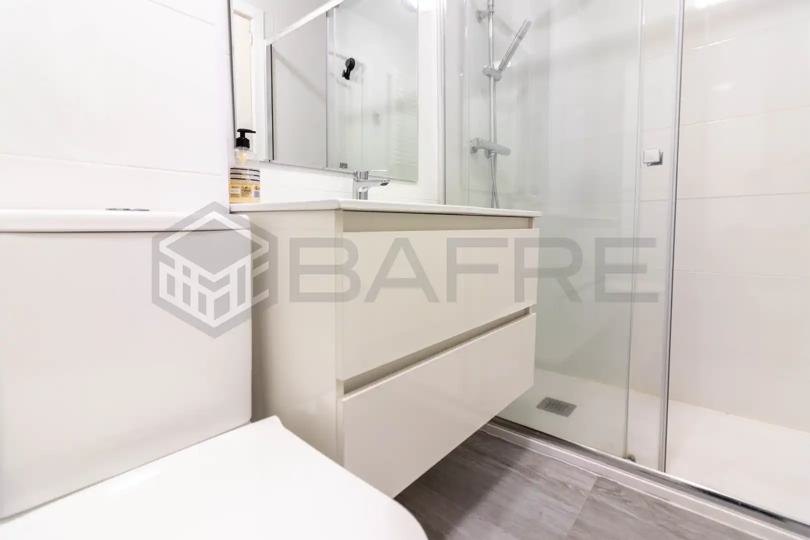Bathroom of Flat for rent in Latina