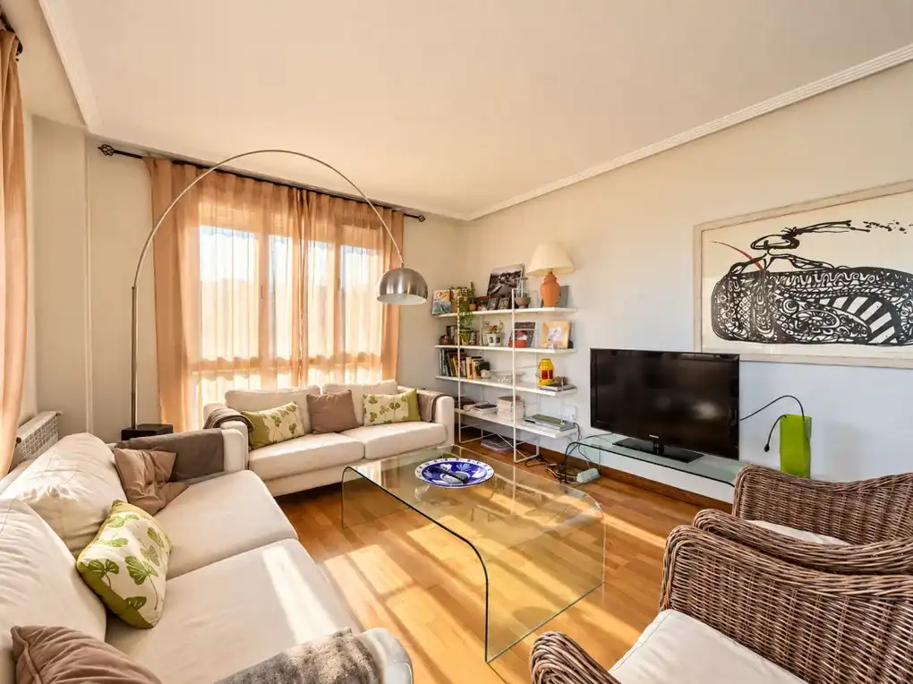 Appartamento con ascensore in vendita a Calle Marqués de Argüelles, imagen 7