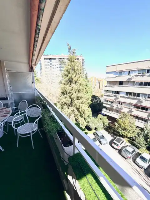 Vista exterior de Piso en venta en Madrid con Aire acondicionado, Calefacción y Parquet